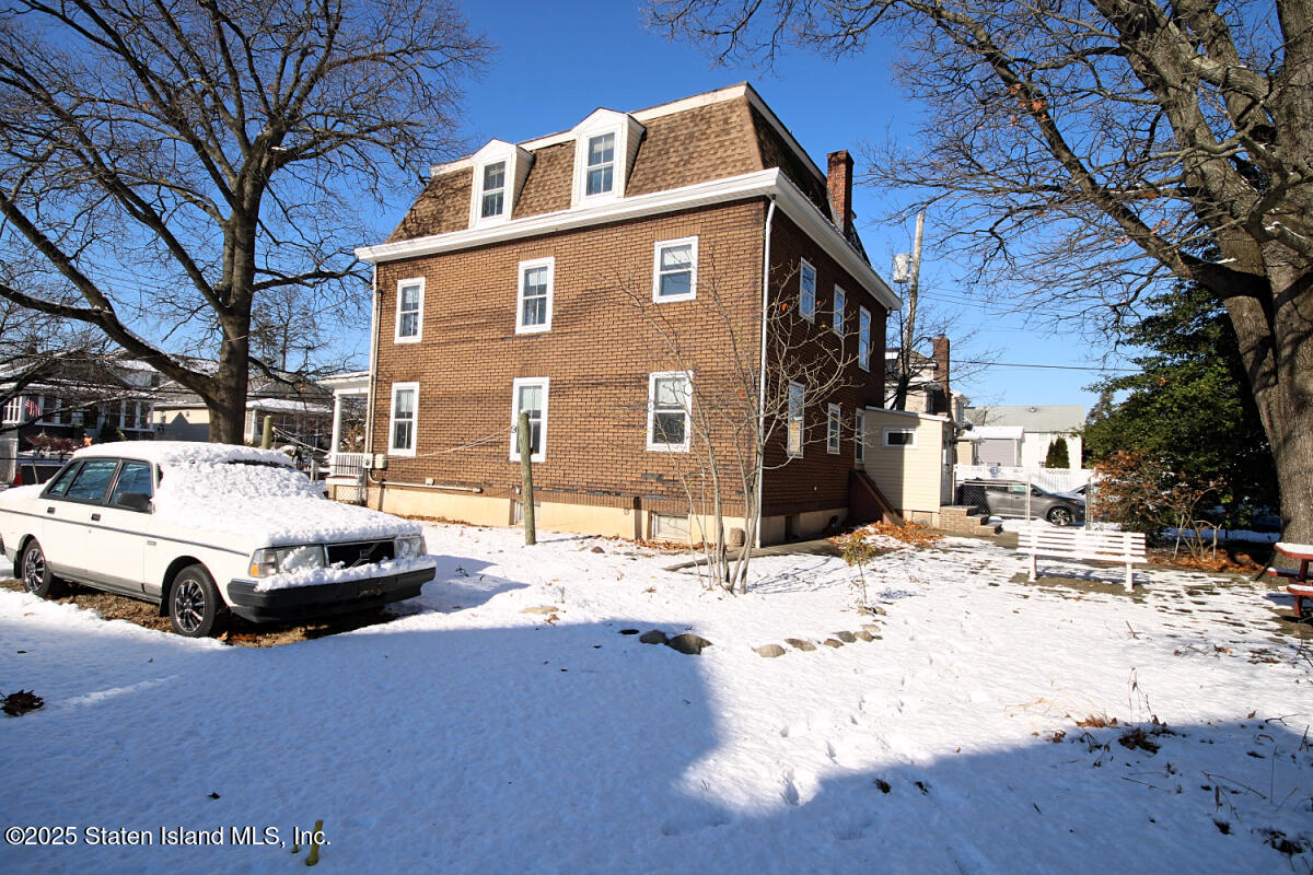 121 Joline Avenue Staten Island, NY 10307 - Photo 18 of 23 121 JOL 2 REAR SIDE OF HSE