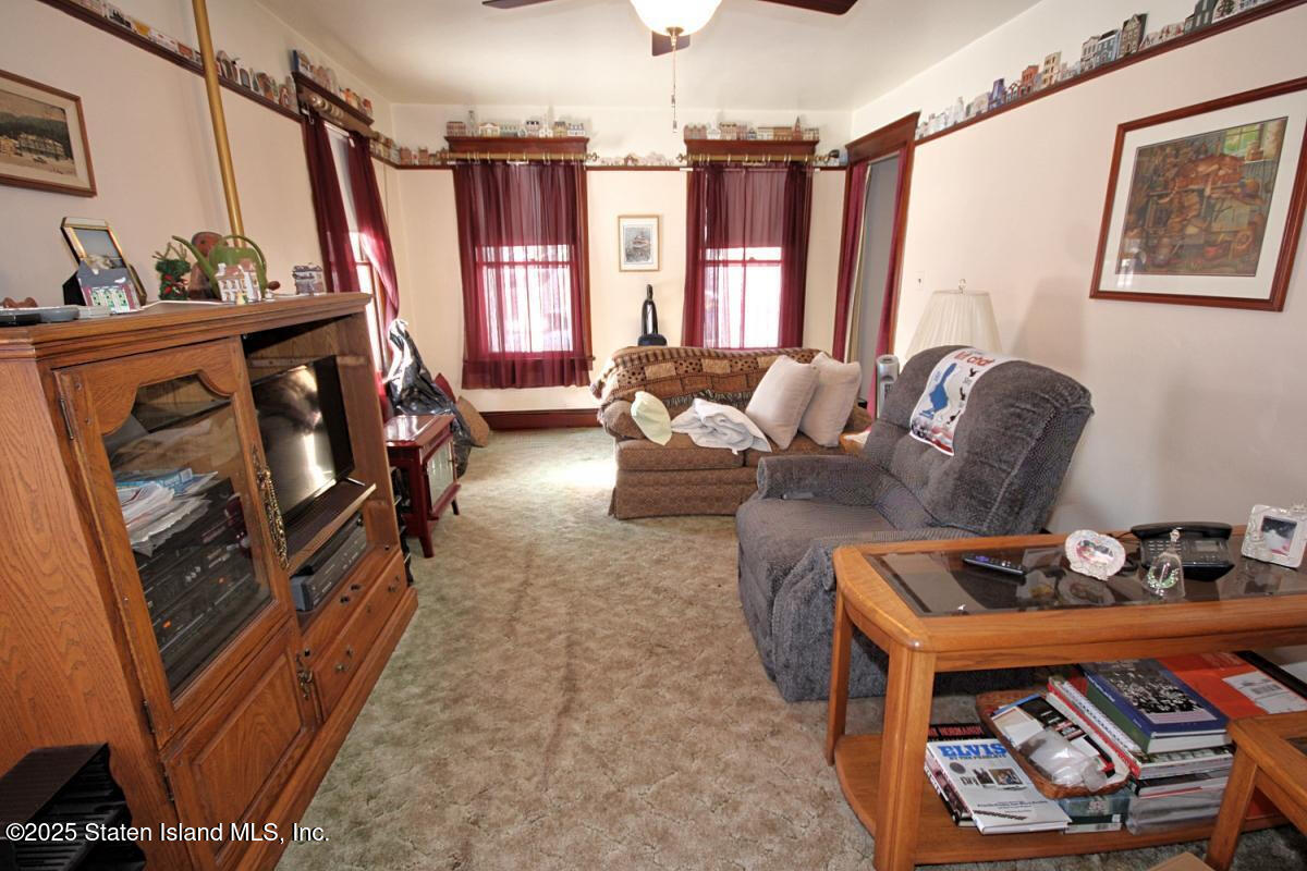 121 Joline Avenue Staten Island, NY 10307 - Photo 10 of 23 121 JOL FR RM