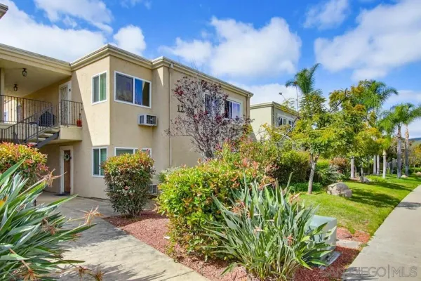 $495,000 | 12745 Robison Boulevard, Unit 18, Poway, CA 92064