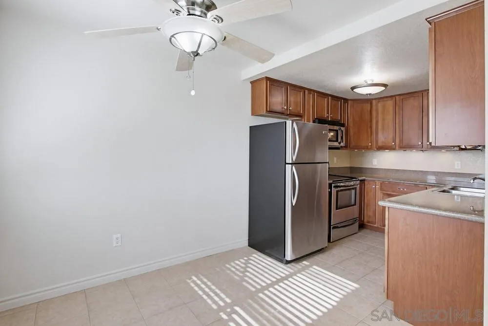 12745 Robison Boulevard, Unit 18 Poway, CA 92064 - Photo 11 of 34