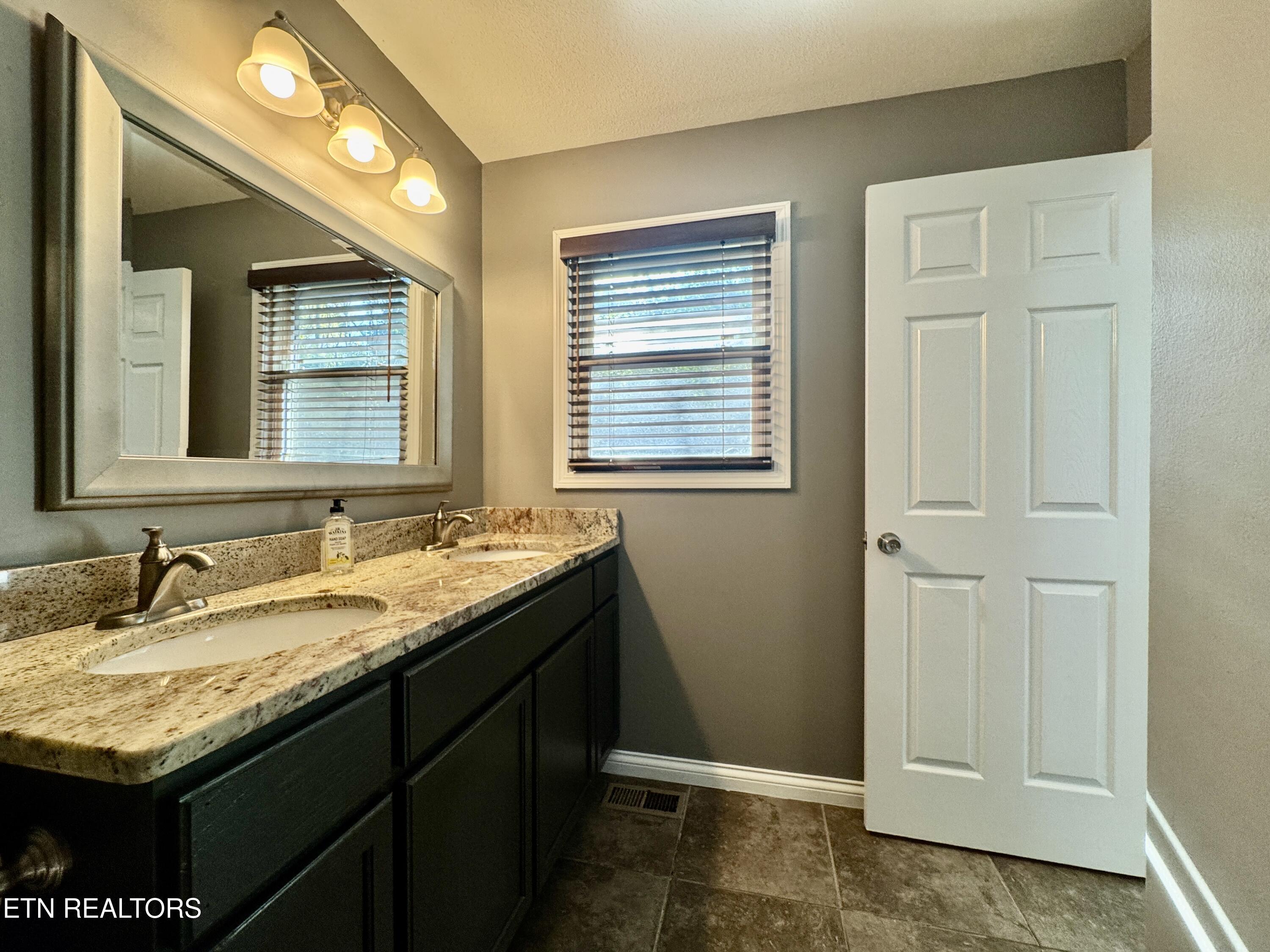 510 Loop Road Knoxville, TN 37934 - Photo 44 of 60 76