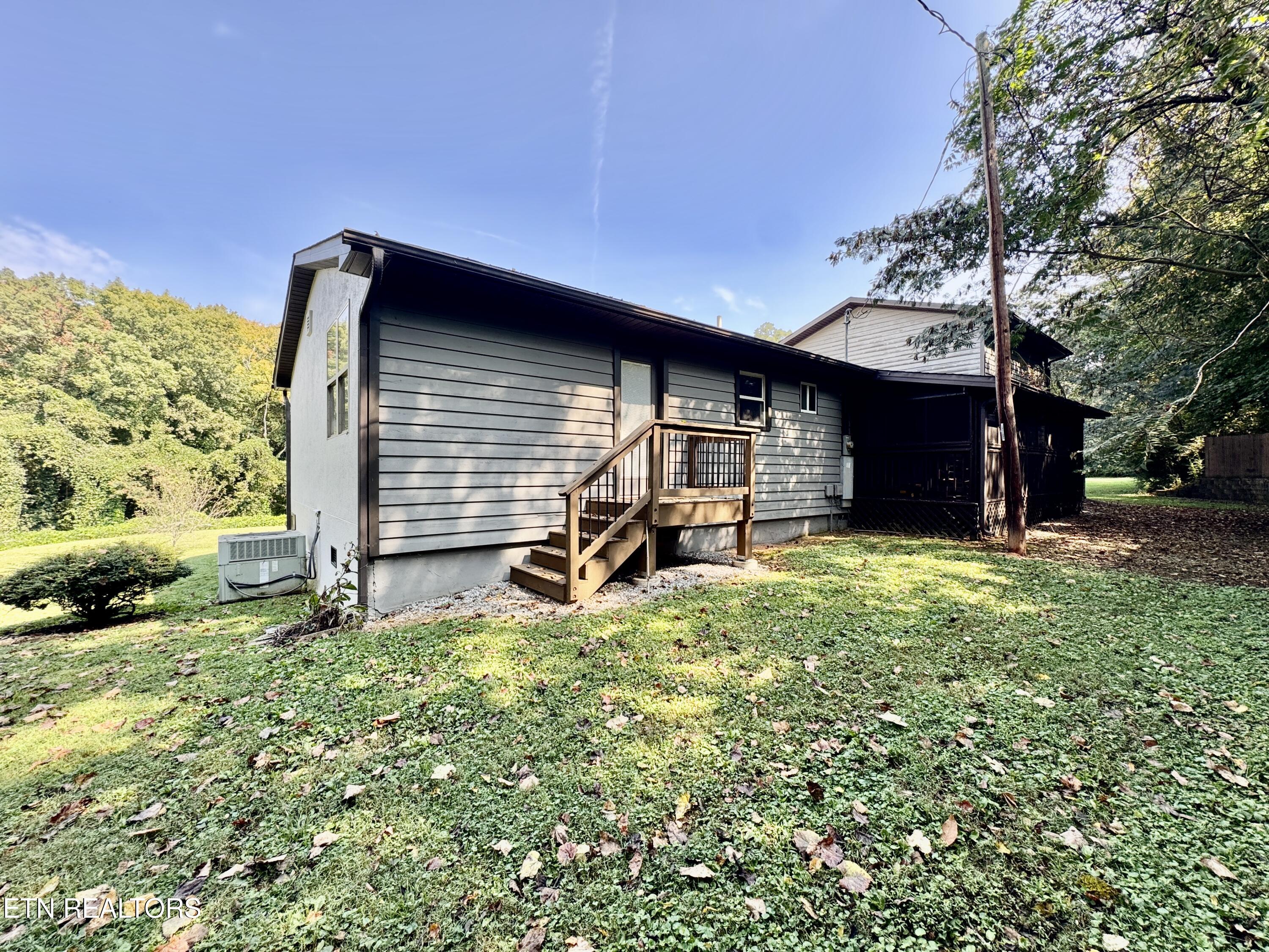 510 Loop Road Knoxville, TN 37934 - Photo 10 of 60 23