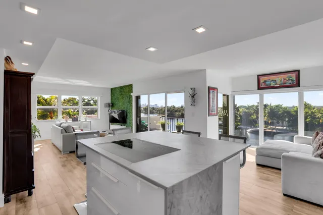 $614,500 | 1839 Middle River Drive, Unit 303, Fort Lauderdale, FL 33305