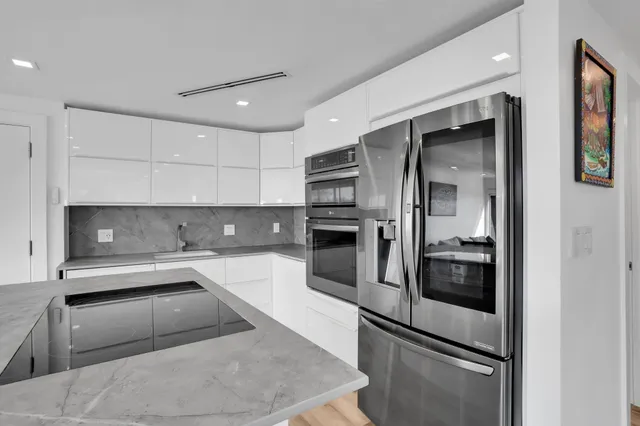 $614,500 | 1839 Middle River Drive, Unit 303, Fort Lauderdale, FL 33305