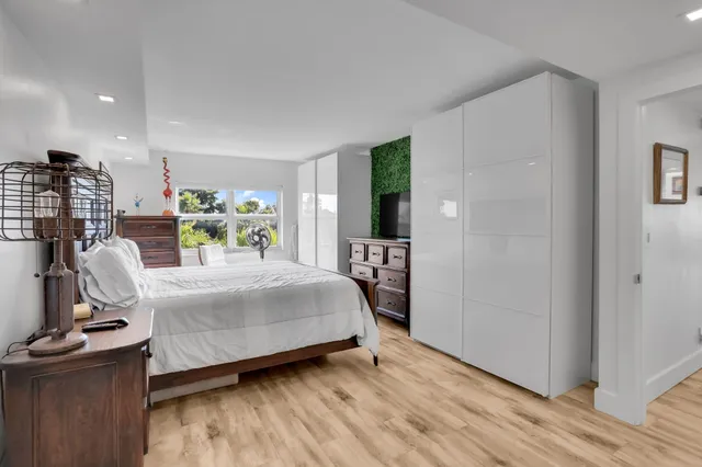 $614,500 | 1839 Middle River Drive, Unit 303, Fort Lauderdale, FL 33305