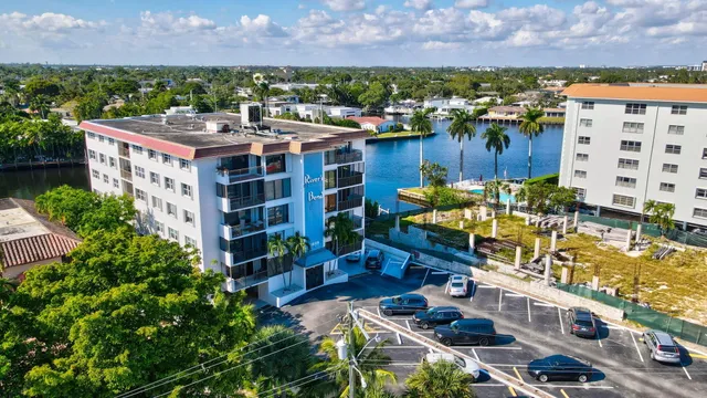 $614,500 | 1839 Middle River Drive, Unit 303, Fort Lauderdale, FL 33305