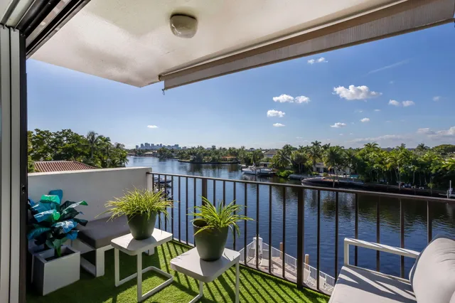 $614,500 | 1839 Middle River Drive, Unit 303, Fort Lauderdale, FL 33305