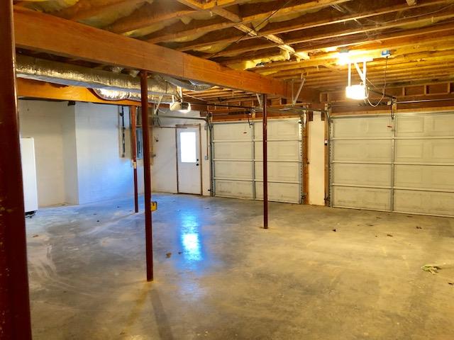 1597 Windriver Road Clarksville, TN 37040 - Photo 28 of 30 Basement/Pull In Garage