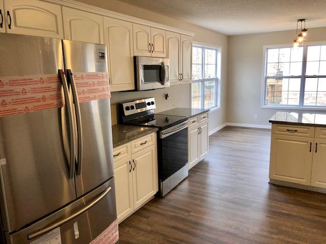 1597 Windriver Road Clarksville, TN 37040 - Photo 4 of 30 Kitchen Appliances