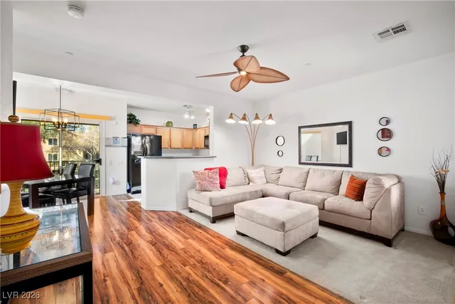 $315,000 | 6868 Sky Pointe Drive, Unit 2076, Las Vegas, NV 89131