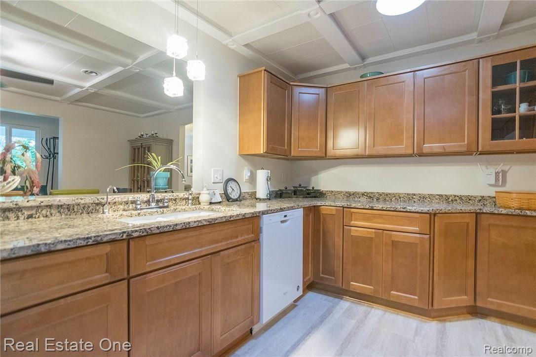 8900 North Dixboro Road South Lyon, MI 48178 - Photo 8 of 30 10_21.jpg