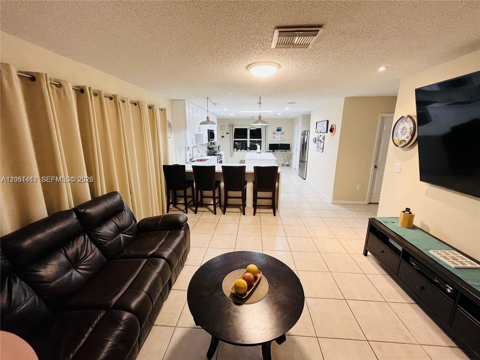 16453 Southwest 75th Terrace Miami, FL 33193 - Photo 14 of 26