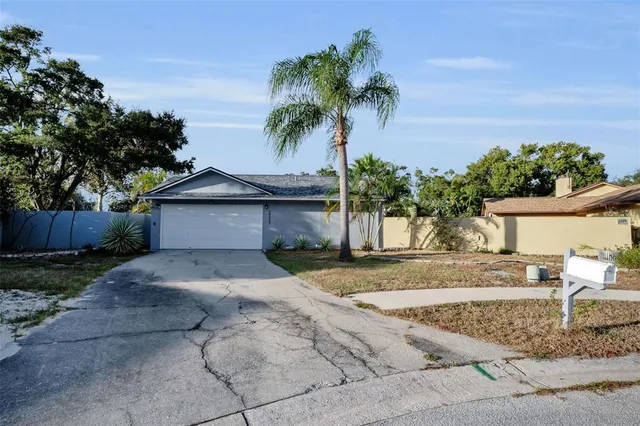 $495,000 | 2733 Nicole Circle, Palm Harbor, FL 34684