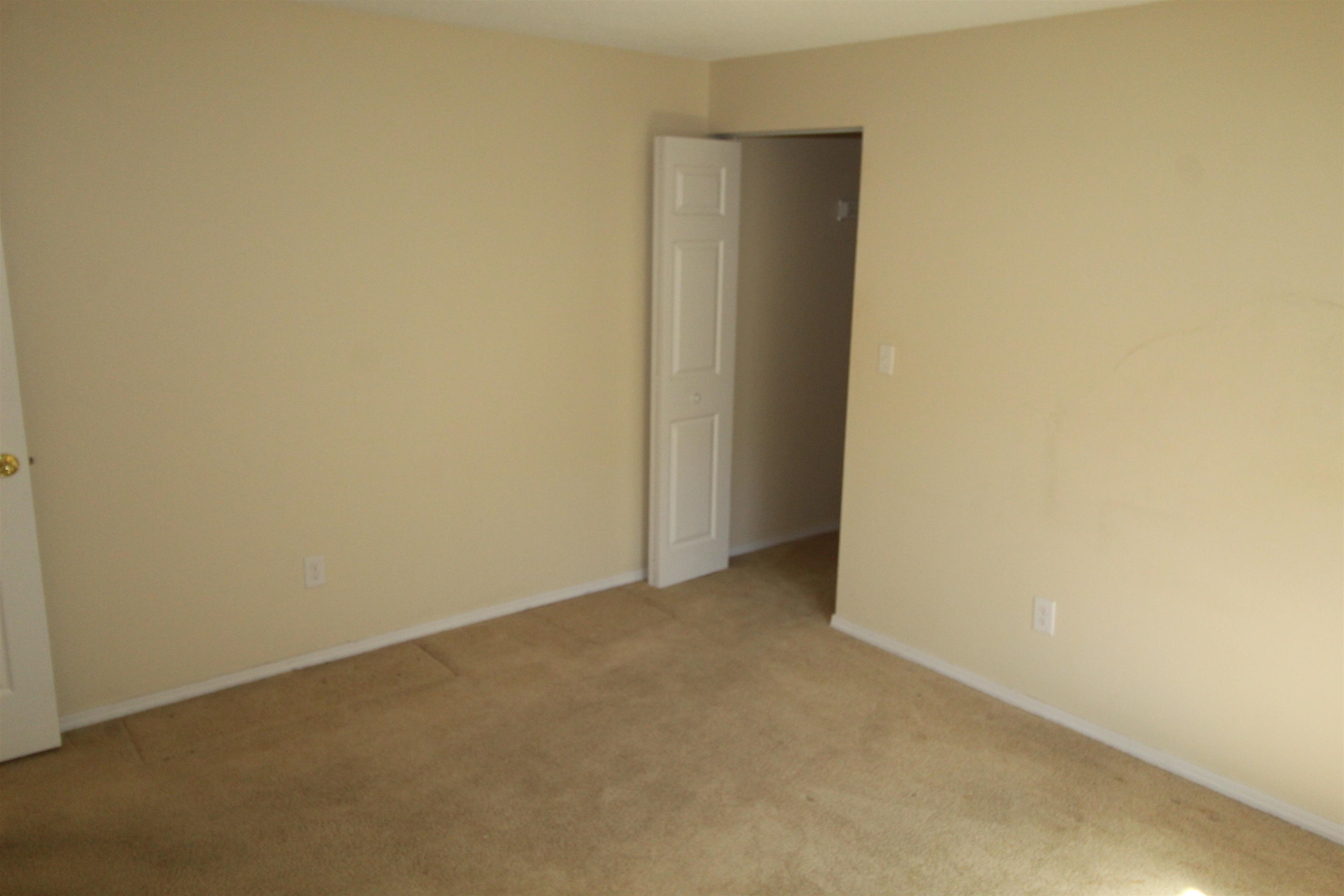 108 East Weile Avenue, Unit 3 Spokane, WA 99208 - Photo 8 of 12