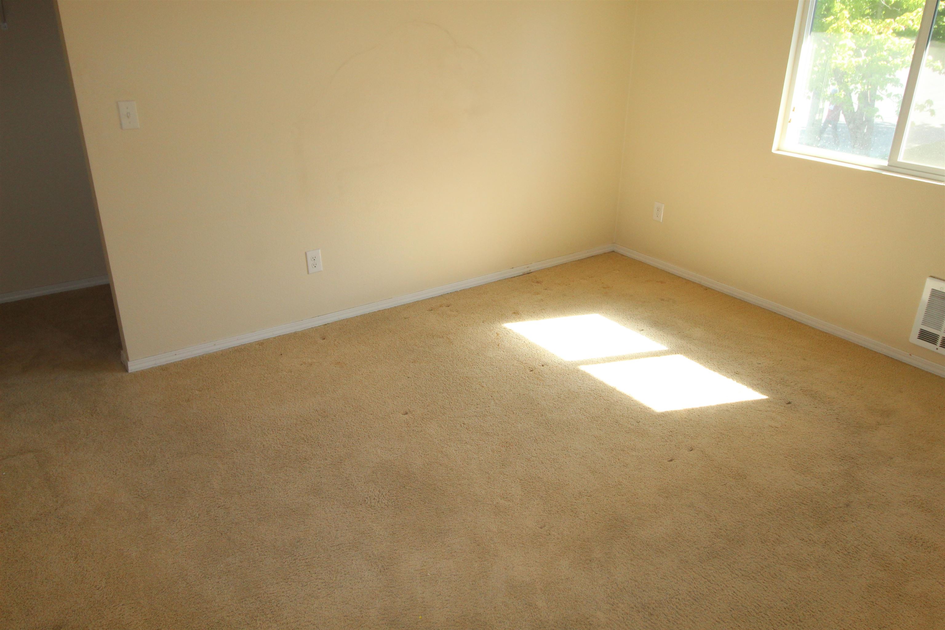 108 East Weile Avenue, Unit 3 Spokane, WA 99208 - Photo 9 of 12