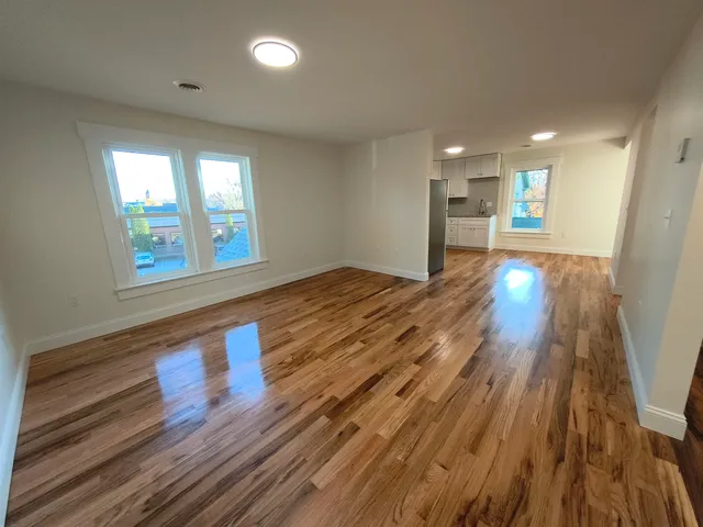 $2,500 | 386 Union Avenue, Unit 2, Laconia, NH 03246