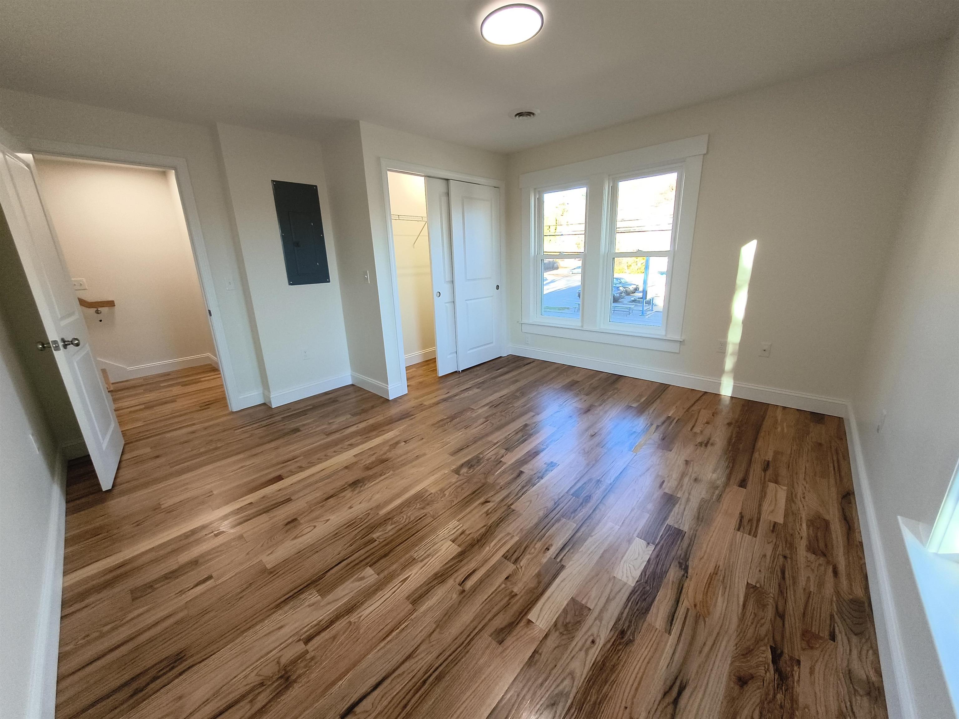 386 Union Avenue, Unit 2 Laconia, NH 03246 - Photo 18 of 38