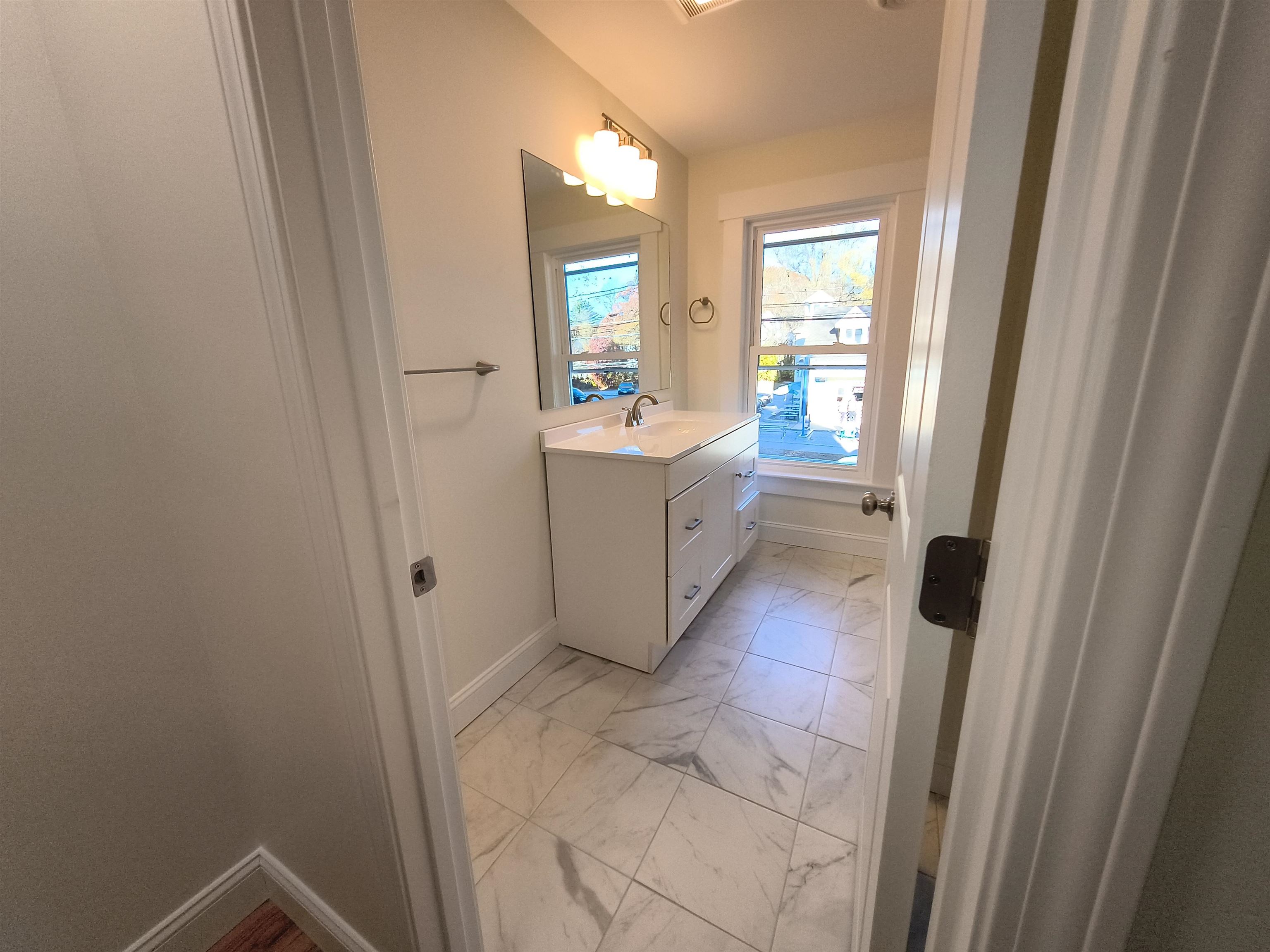 386 Union Avenue, Unit 2 Laconia, NH 03246 - Photo 20 of 38