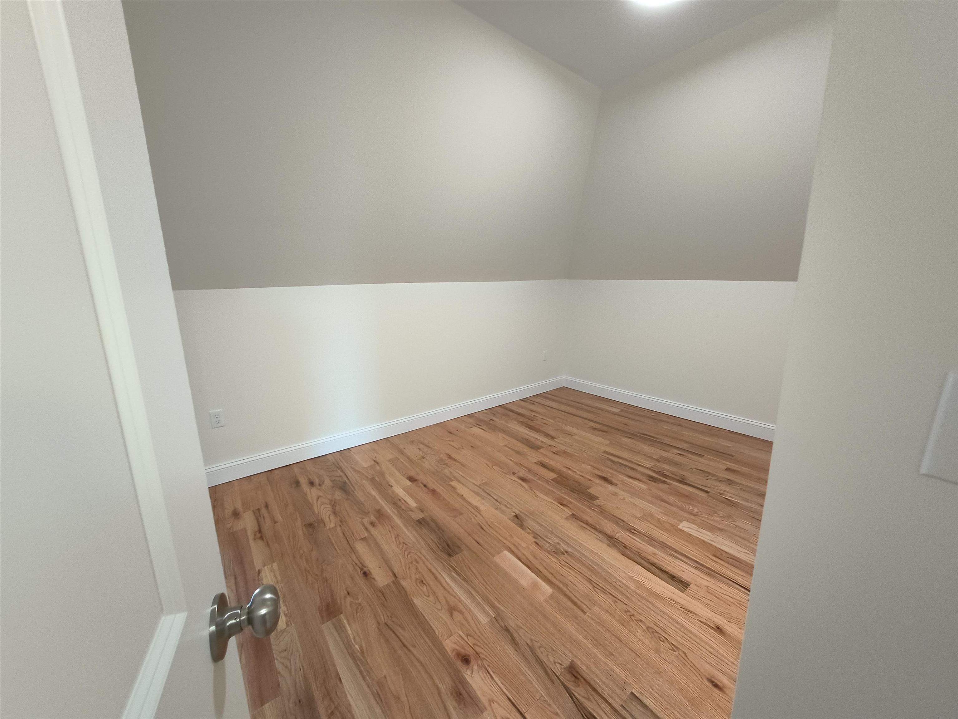 386 Union Avenue, Unit 2 Laconia, NH 03246 - Photo 25 of 38