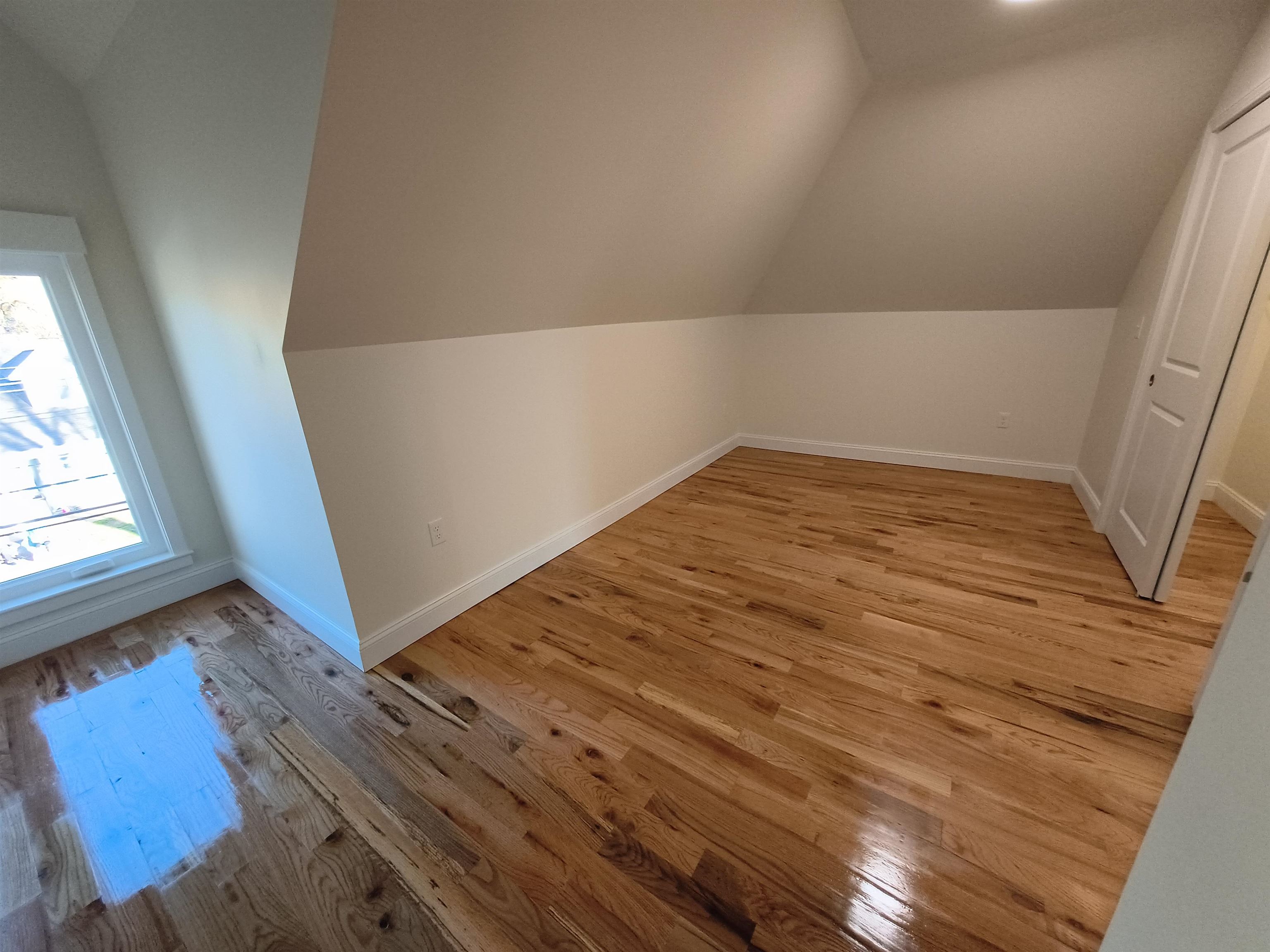 386 Union Avenue, Unit 2 Laconia, NH 03246 - Photo 27 of 38