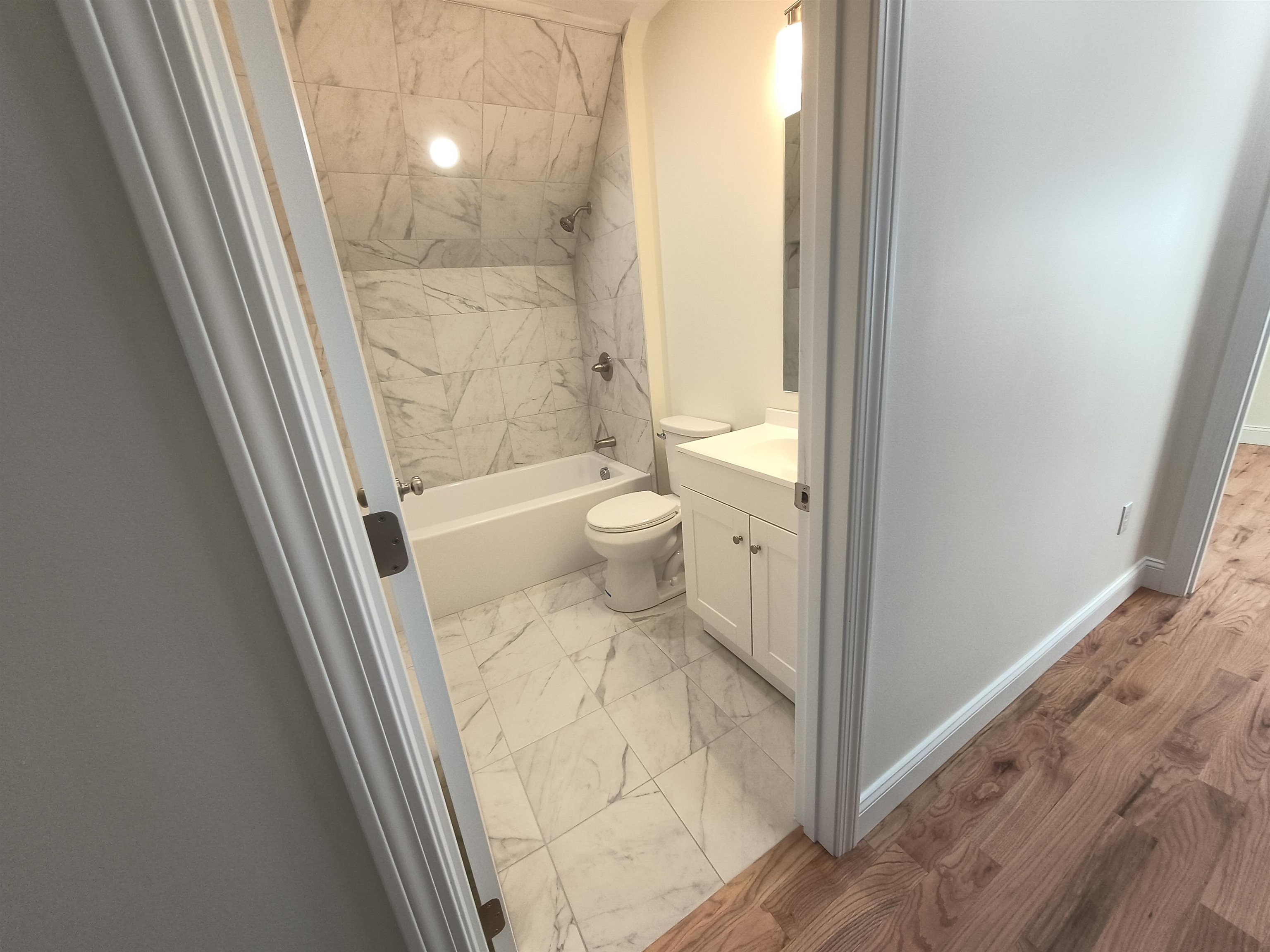 386 Union Avenue, Unit 2 Laconia, NH 03246 - Photo 29 of 38