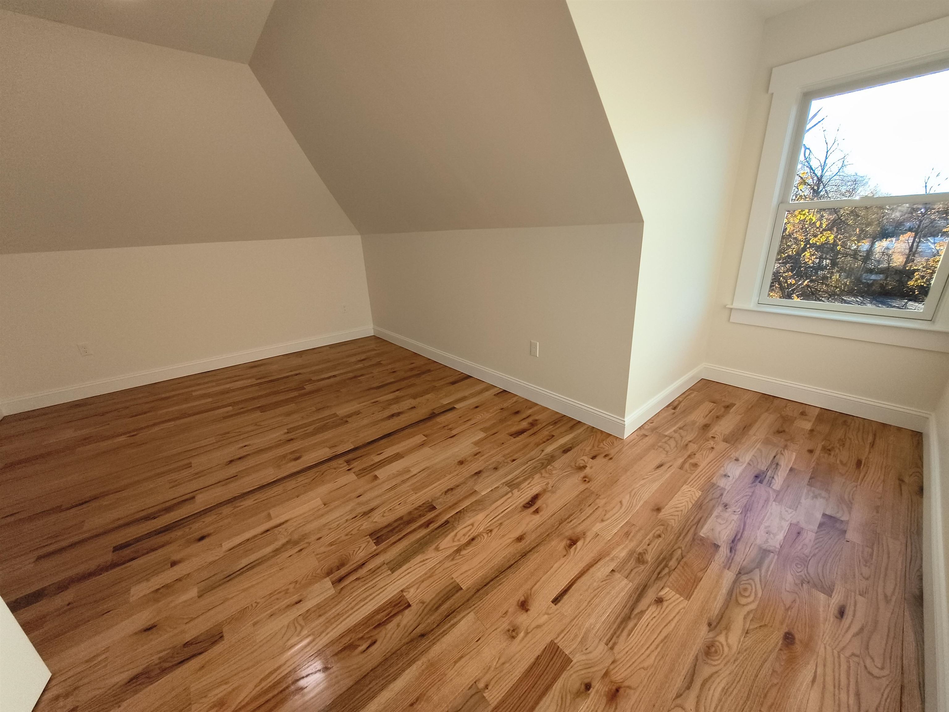 386 Union Avenue, Unit 2 Laconia, NH 03246 - Photo 33 of 38