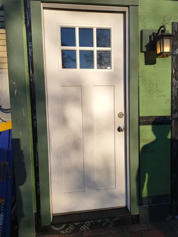 $2,500 | 386 Union Avenue, Unit 2, Laconia, NH 03246