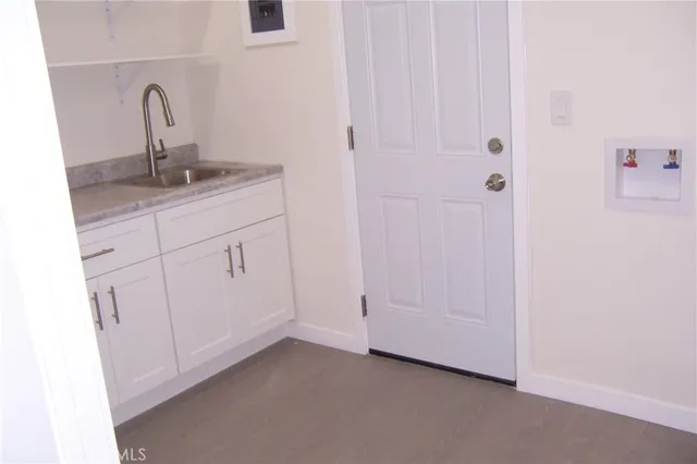 $529,000 | 334 East Country Club Lane, San Bernardino, CA 92404