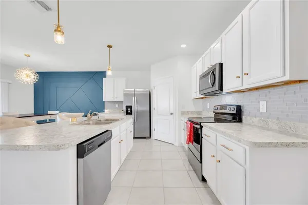 $320,000 | 163 Auburn Grv Boulevard, Auburndale, FL 33823