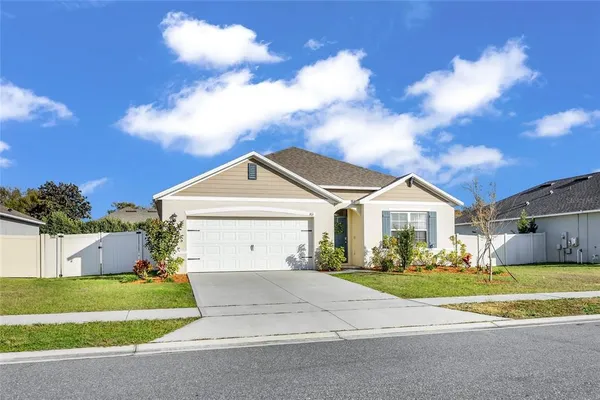 $320,000 | 163 Auburn Grv Boulevard, Auburndale, FL 33823