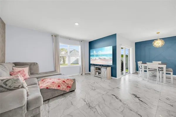 $320,000 | 163 Auburn Grv Boulevard, Auburndale, FL 33823