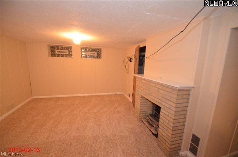 18002 Landseer Road Cleveland, OH 44119 - Photo 12 of 13 Gallery Image 12