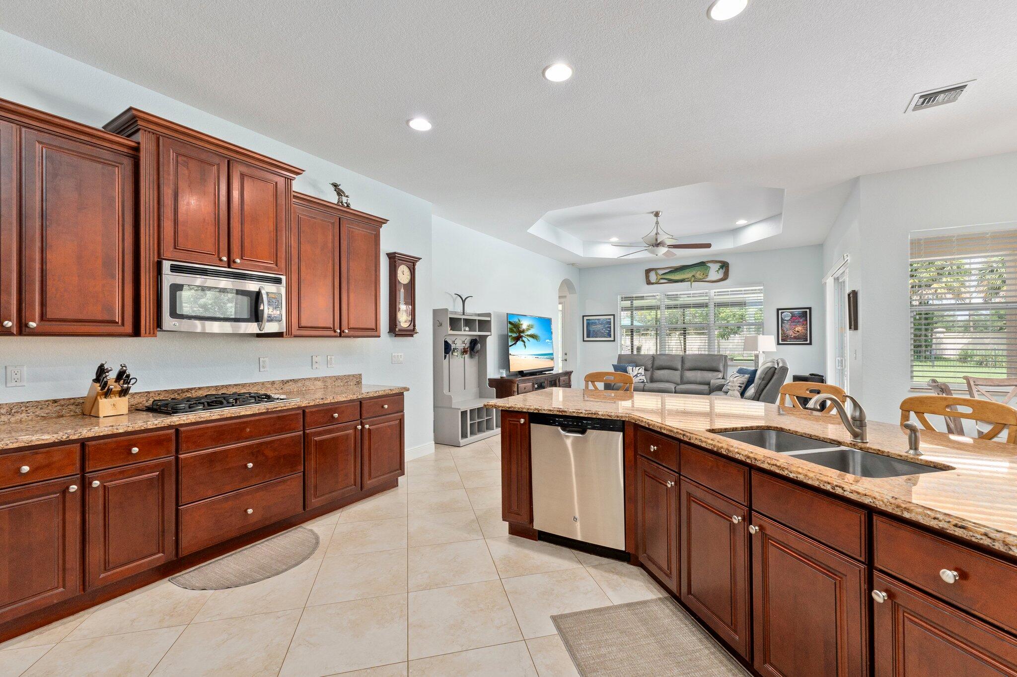 67 Southeast Ethan Terrace Stuart, FL 34997 - Photo 20 of 67 23-web-or-mls-DSC02145