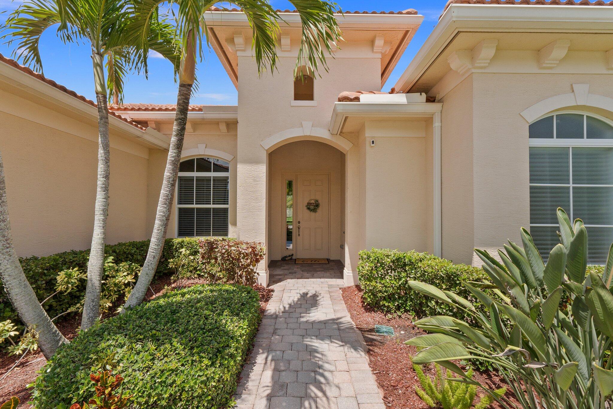 67 Southeast Ethan Terrace Stuart, FL 34997 - Photo 6 of 67 9-web-or-mls-DSC02409