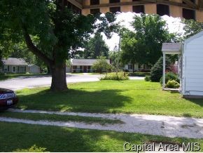 6 Baldwin Road Jacksonville, IL 62650 - Photo 2 of 5 Gallery Image 2