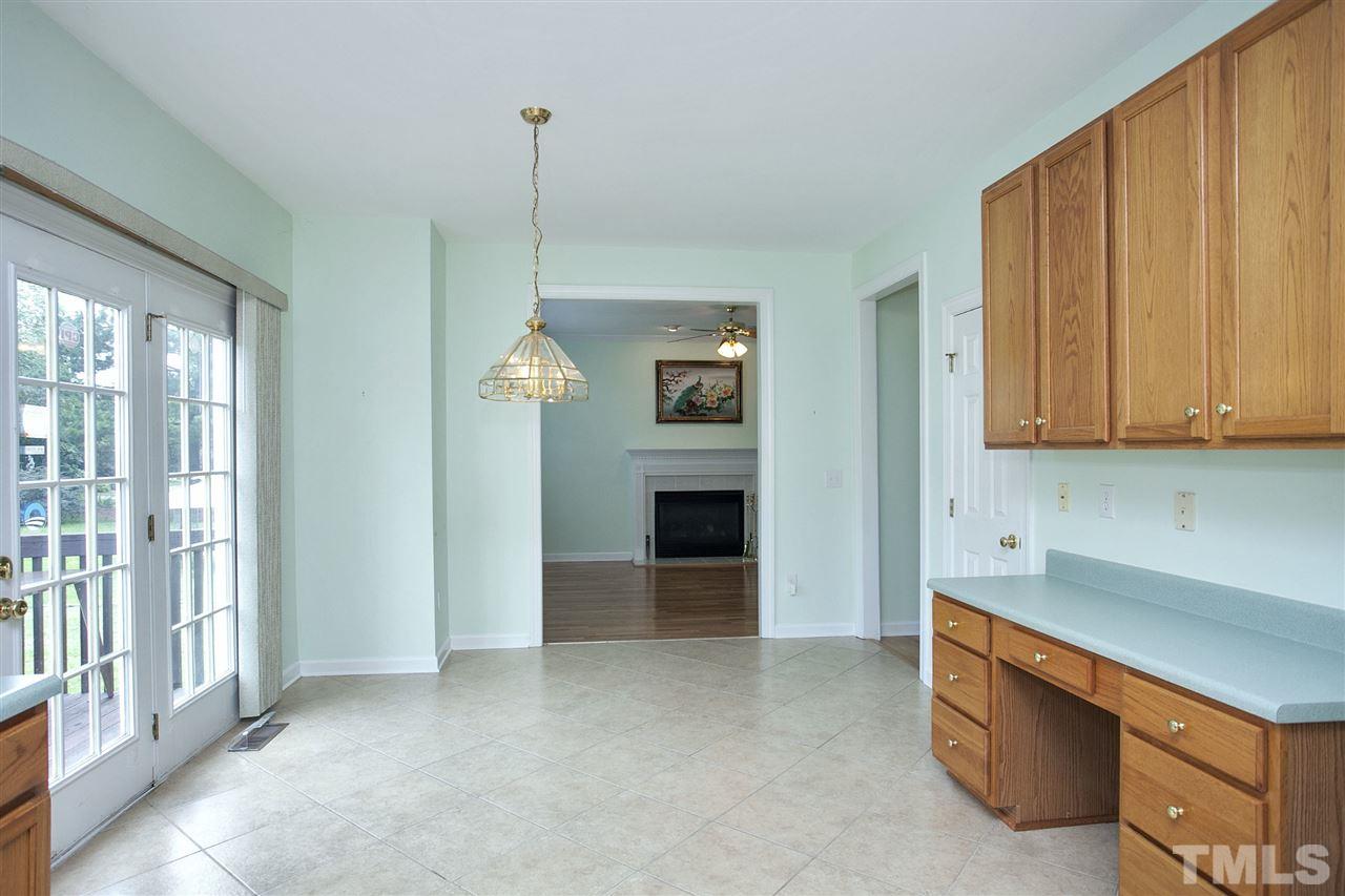 210 Plyersmill Road Cary, NC 27519 - Photo 5 of 19 Gallery Image 5