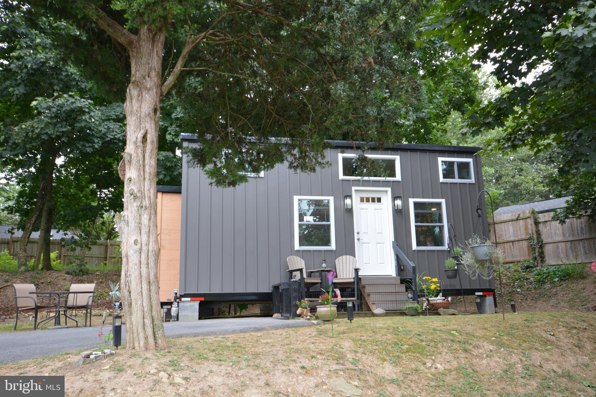 867 Schwanger Road Elizabethtown, PA 17022 - Photo 8 of 8 a front view of a house with patio