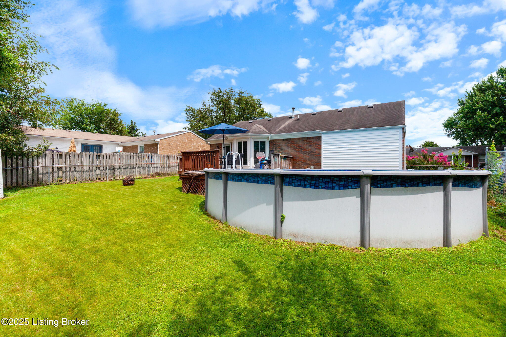 12214 Ridgemont Road Louisville, KY 40229 - Photo 34 of 38 12214 Ridgemont Rd-6