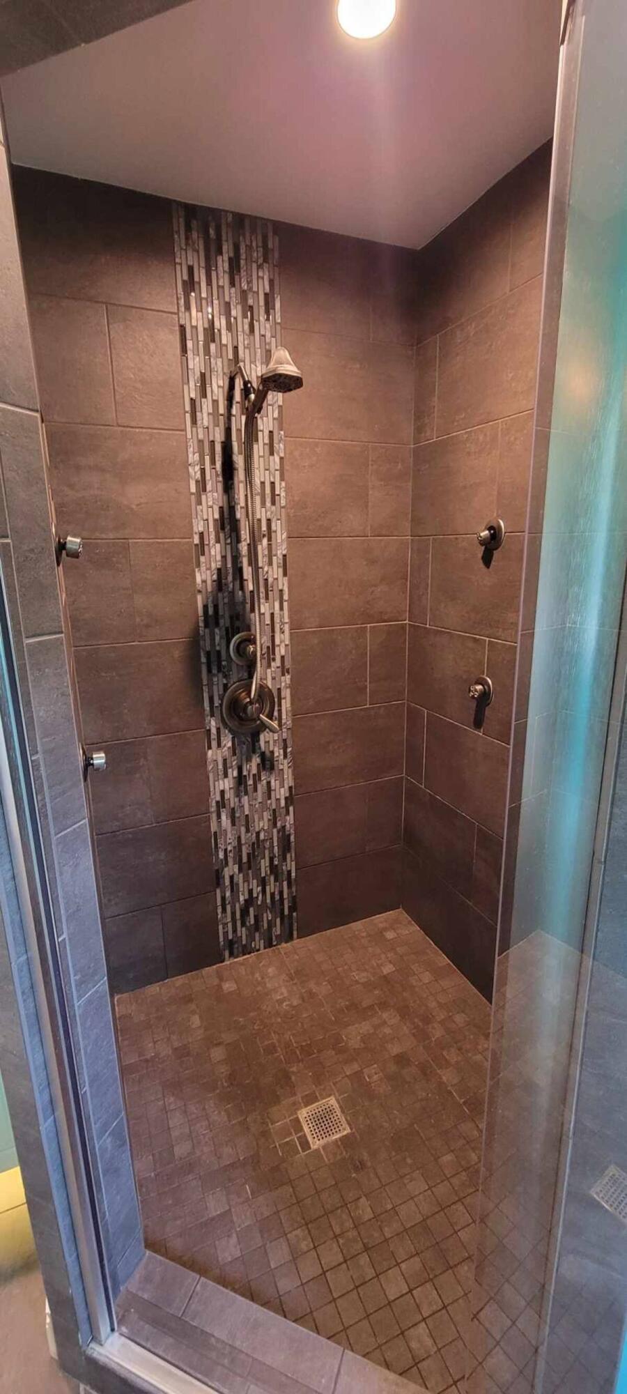 14519 North Linden Road Birch Run, MI 48415 - Photo 29 of 76 master bath 5