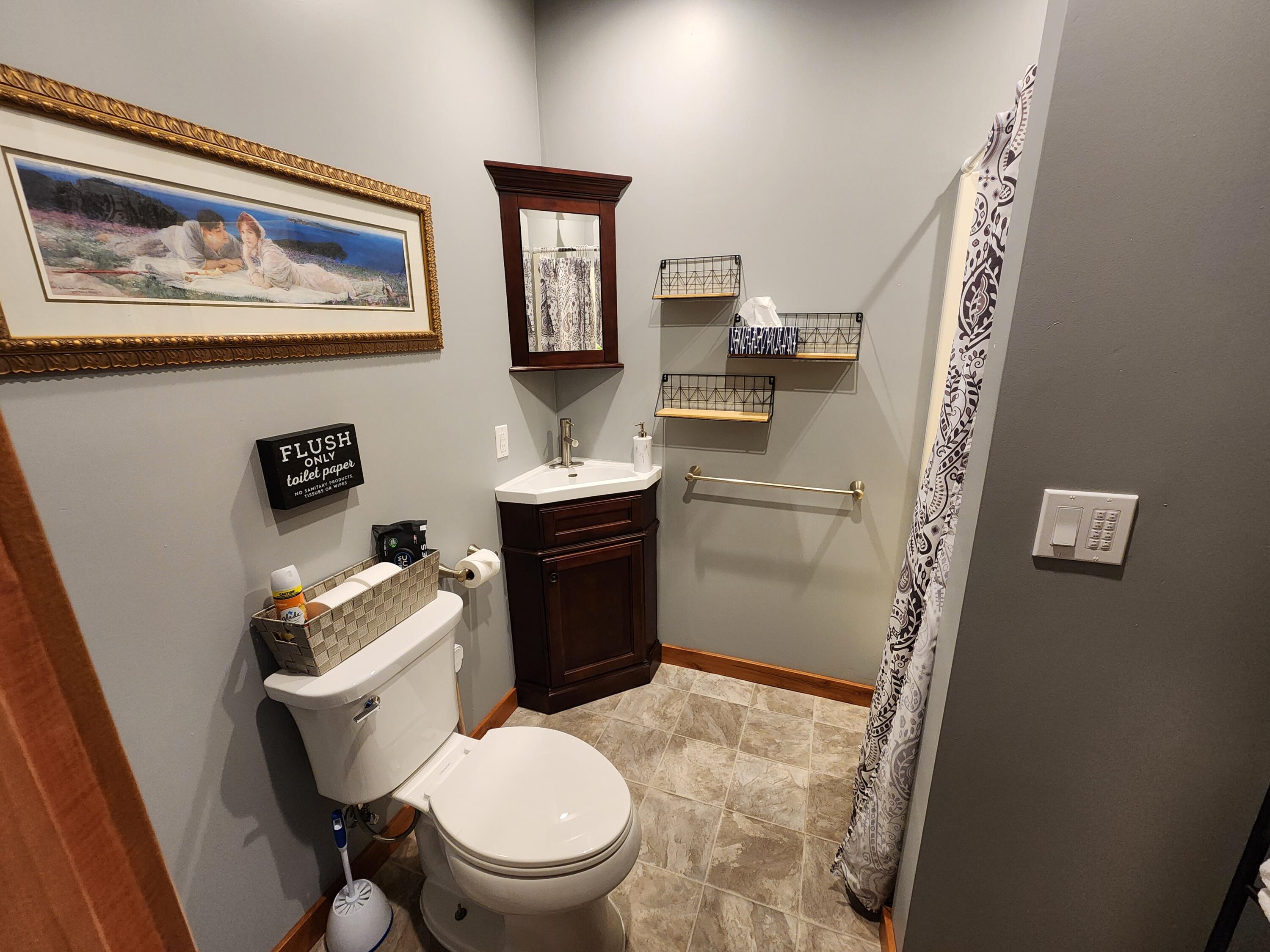 14519 North Linden Road Birch Run, MI 48415 - Photo 67 of 76 20240814_183832