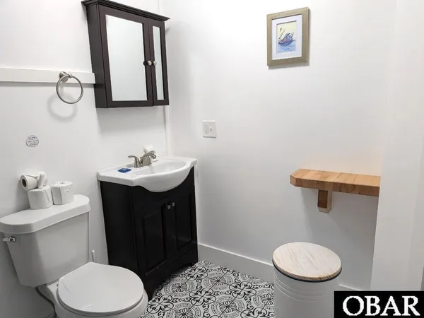 $649,000 | 300 Lighthouse Road, Ocracoke, NC 27960