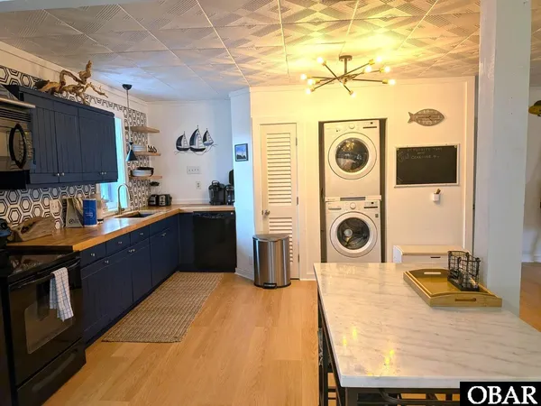 $649,000 | 300 Lighthouse Road, Ocracoke, NC 27960