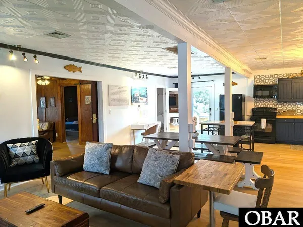 $649,000 | 300 Lighthouse Road, Ocracoke, NC 27960