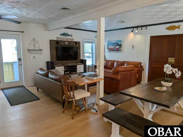 $649,000 | 300 Lighthouse Road, Ocracoke, NC 27960