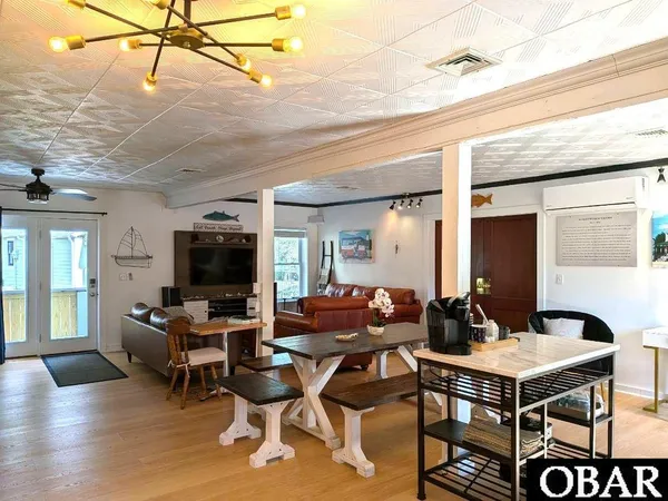 $649,000 | 300 Lighthouse Road, Ocracoke, NC 27960