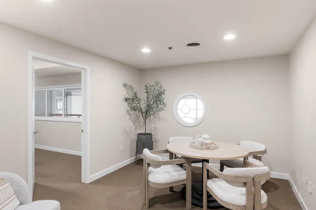 $360,000 | 4130 South Lake Drive, Unit 282, St. Francis, WI 53235