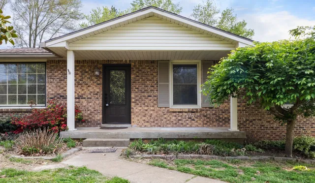 $1,750 | 2560 Memorial Drive, Clarksville, TN 37043