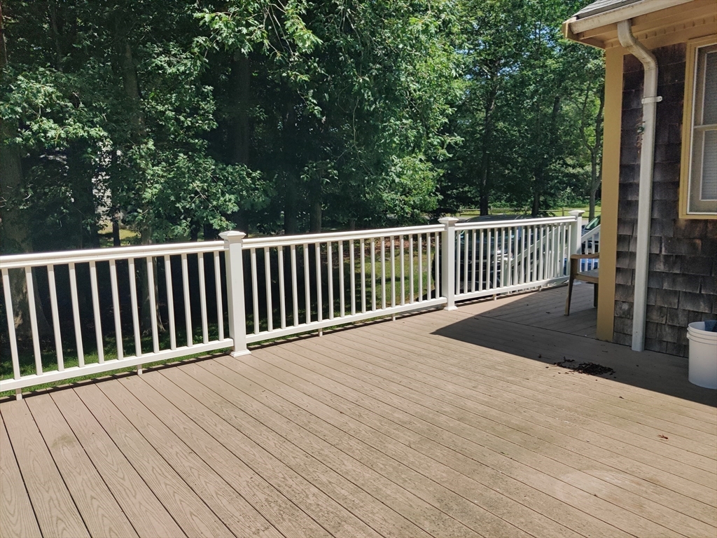 288 Mill Road Fairhaven, MA 02719 - Photo 3 of 31 Gallery Image 3