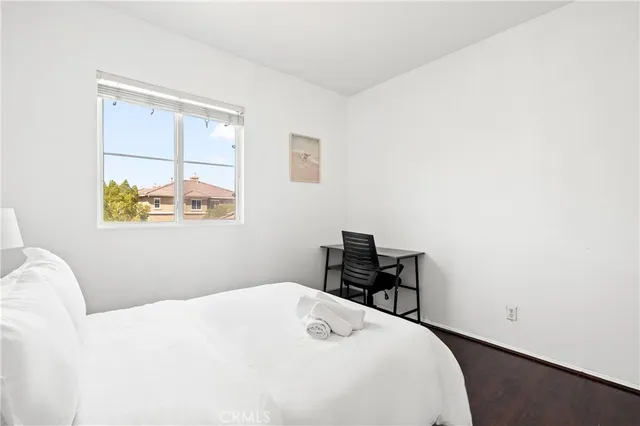 $3,600 | 22421 Hawthorn Avenue, Moreno Valley, CA 92553