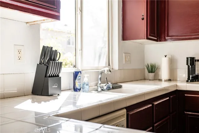 $3,600 | 22421 Hawthorn Avenue, Moreno Valley, CA 92553